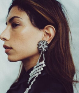 『あなたは誰？エリンカーター』の主人公のエヴィン・アフマッドどんな人物？年齢や結婚歴は？ みんなの知りたいトレンドまとめサイト